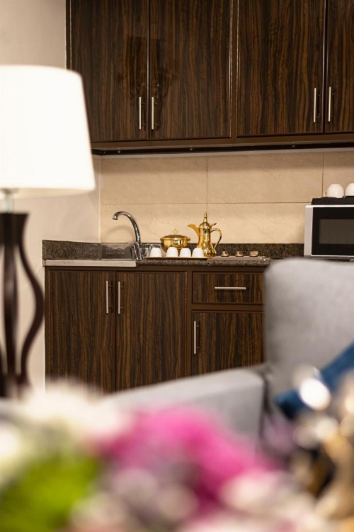 Laten Suites Prince Sultan image 11